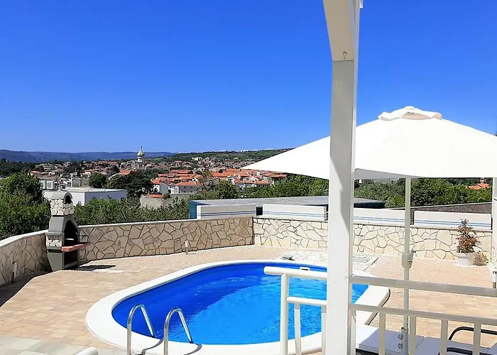 Cozy Rosmarin With Private Pool Apartment Krk Town