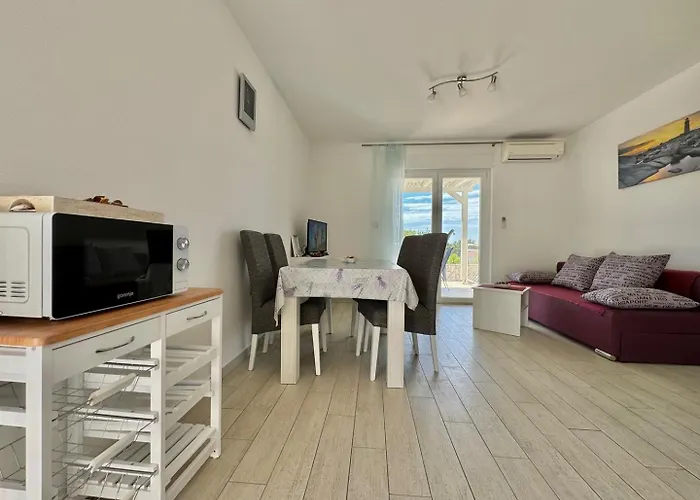 Cozy Rosmarin With Private Pool *
