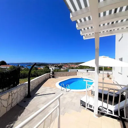 Cozy Rosmarin With Private Pool