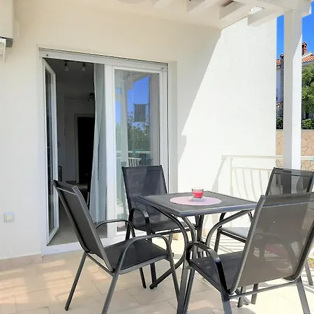 Cozy Rosmarin With Private Pool קרק